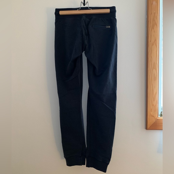 Well Loved Lululemon Navy Sweatpants - Picture 7 of 11